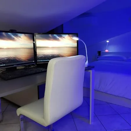 Dream - - 500m Dal Centro Citta E Centro Storico Апартаменты