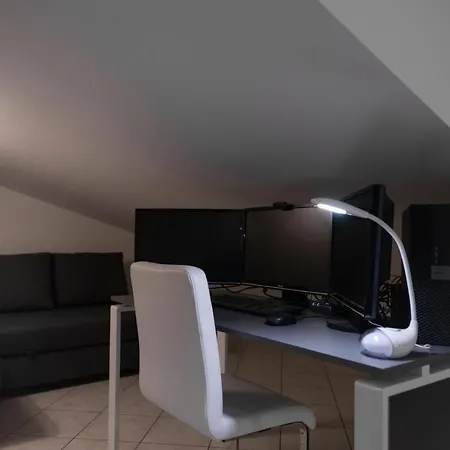 Апартаменты Dream - - 500m Dal Centro Citta E Centro Storico Сантарканджело-ди-Романья